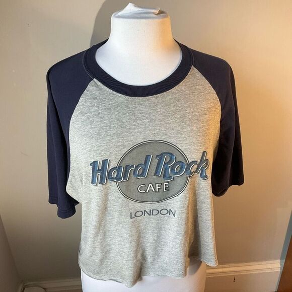 Vintage Hard Rock Cafe London Baseball Shirt. Cropped, L. Grey and Navy - Picture 5 of 11